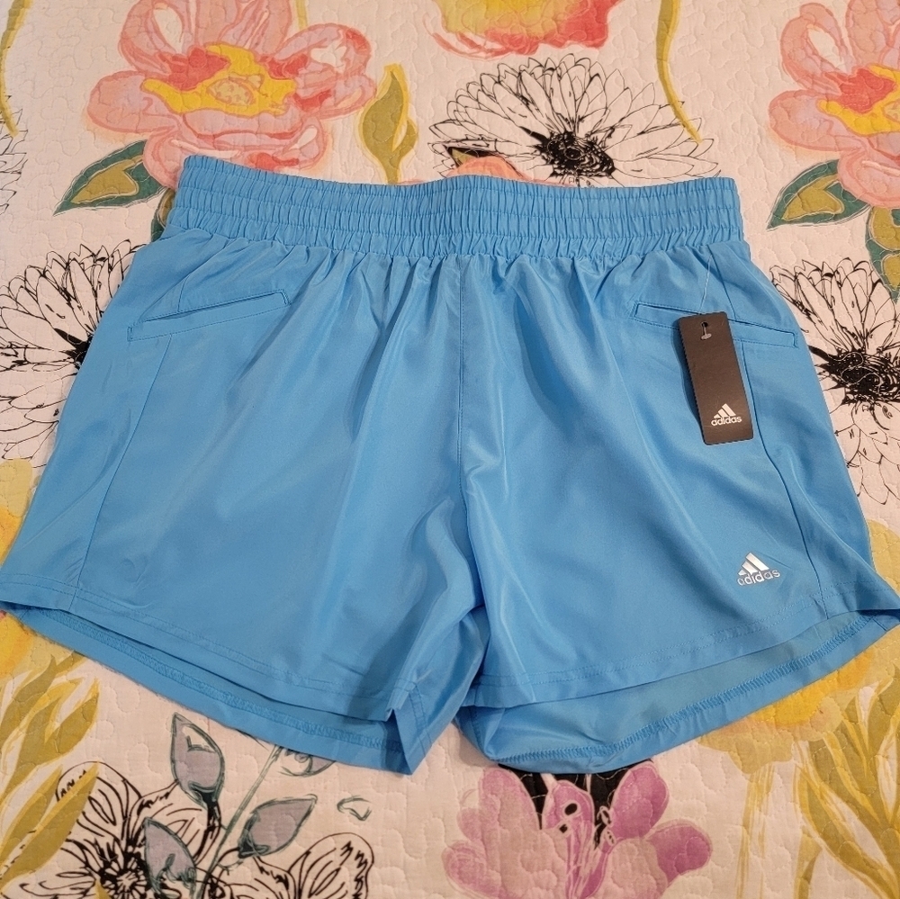 NWT Adidas Ladies Athletic Golf Short With Elastic Waist